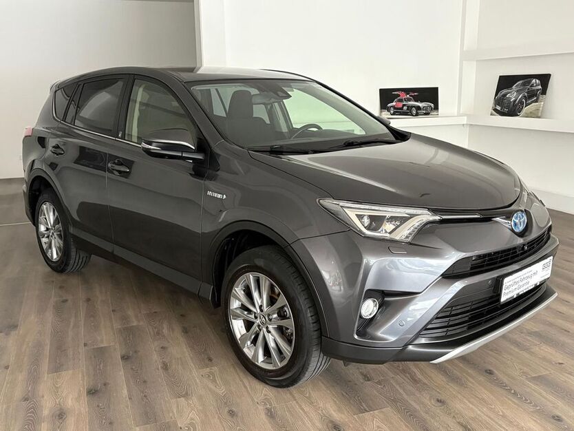 Toyota RAV 4 173.901 km 16.990 € Baunatal 34225