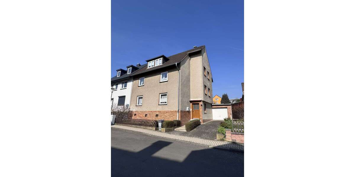 Einfamilienhaus Kassel Niederzwehren - 11 Zimmer, 155 m&sup2;, 225.000&euro; | Angebot:26296319