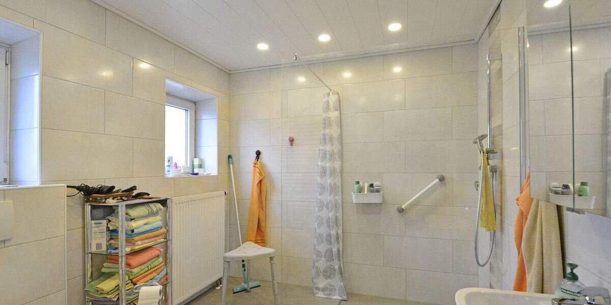 Doppelhaushälfte Kassel / Bettenhausen Bettenhausen - 5 Zimmer, 127 m&sup2;, 250.000&euro; | Angebot:25399888