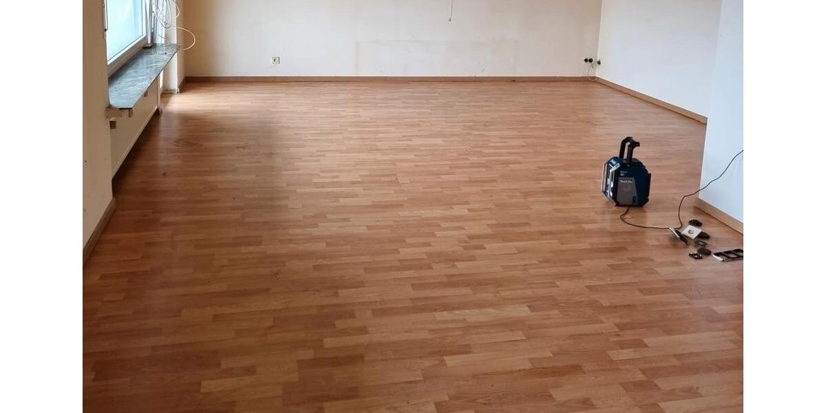 Mietwohnung (Zweifamilienhaus) 4 zimmer