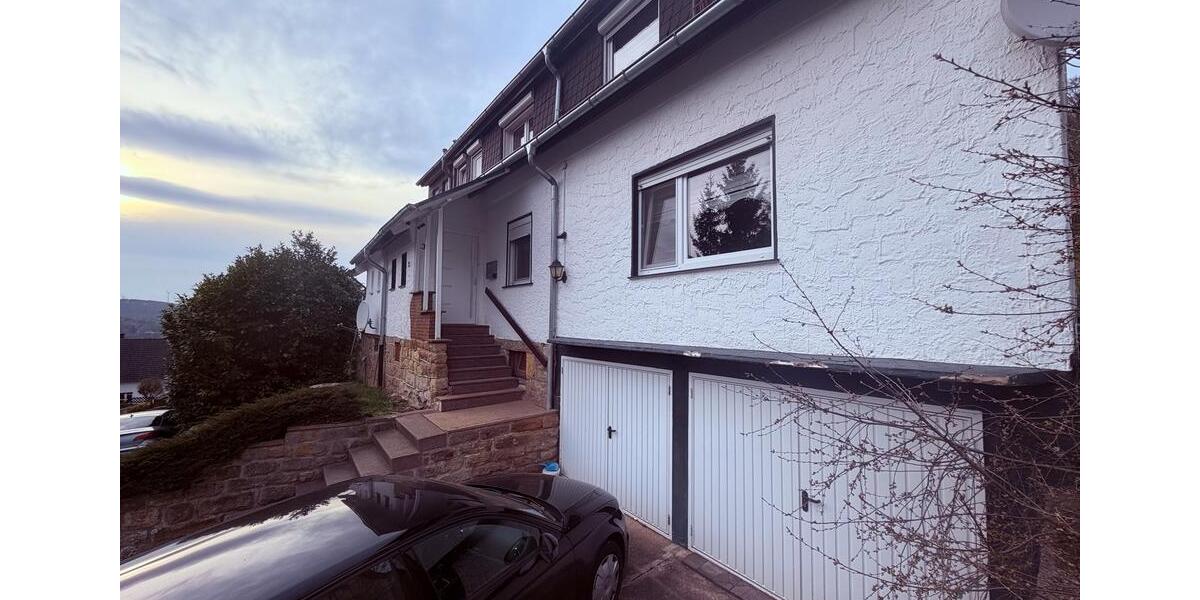 Doppelhaushälfte Helsa - 6.5 Zimmer, 140 m&sup2;, 167.000&euro; | Angebot:25968766