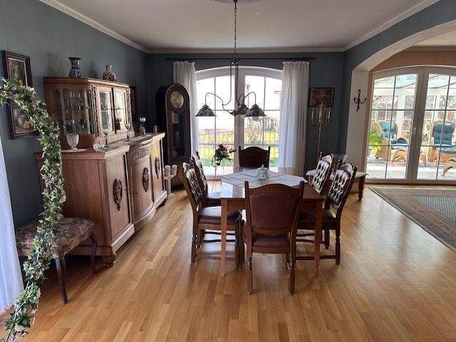 Einfamilienhaus Gudensberg Obervorschütz - 7 Zimmer, 285 m&sup2;, 595.000&euro; | Angebot:25929124