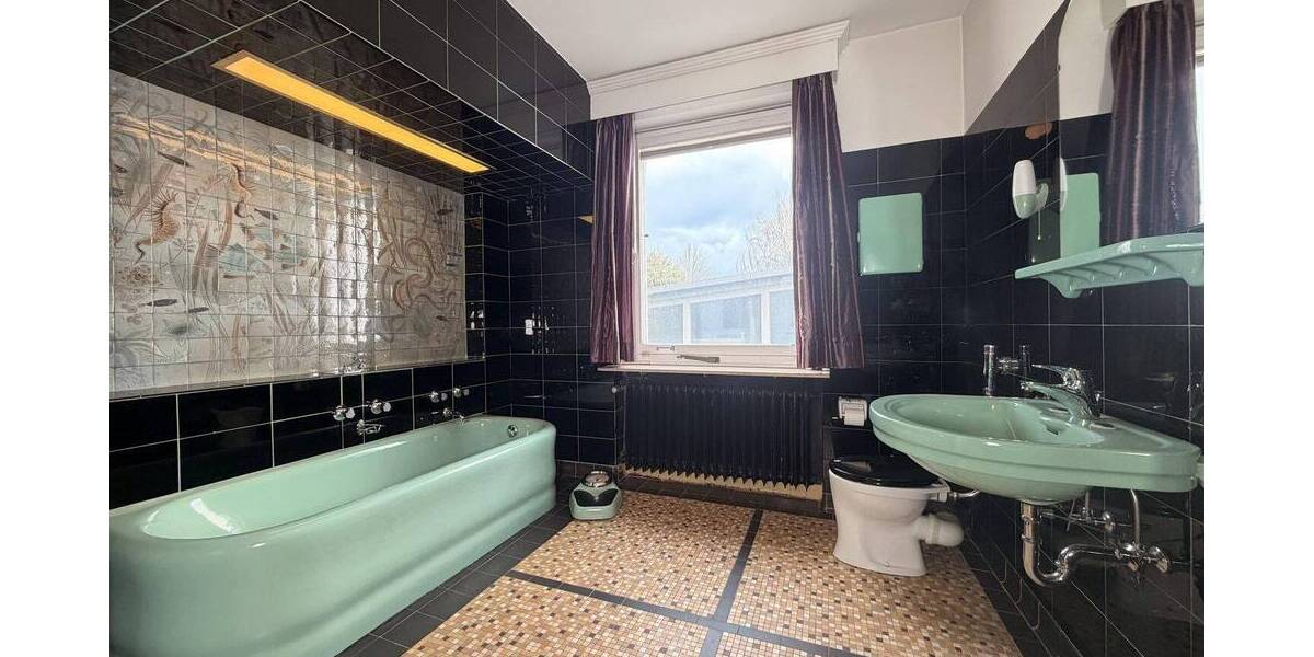 Mehrfamilienhaus, Wohnhaus Kassel Mitte - 1 Zimmer, 538 m&sup2;, 1.500.000&euro; | Angebot:26306111