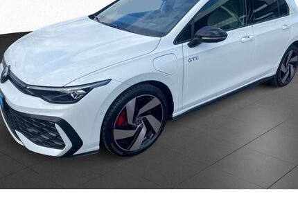 VW Golf 9.500 km 43.833 &euro; Kassel 34123