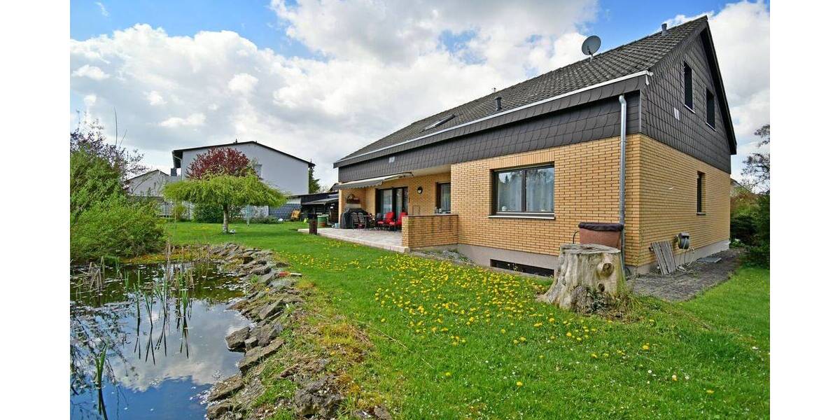 Einfamilienhaus Wolfhagen - 6 Zimmer, 207 m&sup2;, 440.000&euro; | Angebot:26527343