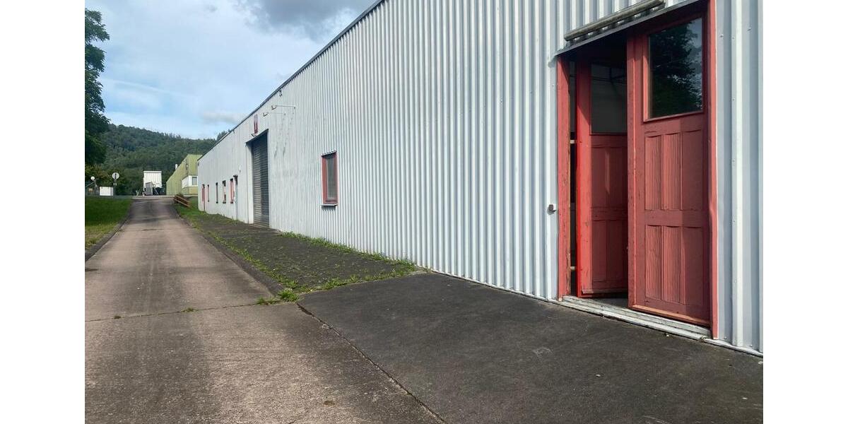 Lagerhalle in Hann. Münden 2,40 € QM - provisionsfrei vom Eigentümer zimmer