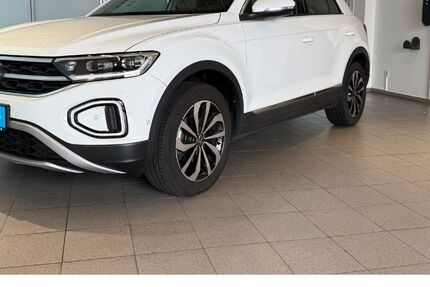 VW T-Roc 31.050 km 22.490 € Fuldatal 34233