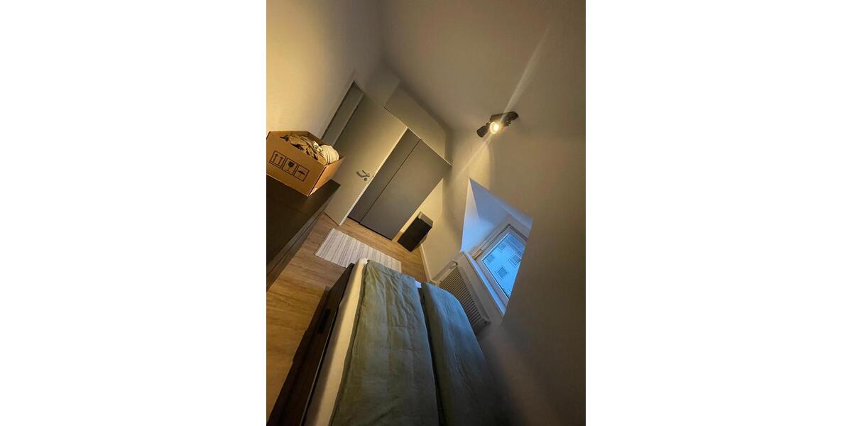 Dachgeschoßwohnung Kassel Niederzwehren - 2 Zimmer, 63 m&sup2;, 830&euro; | Angebot:24752016