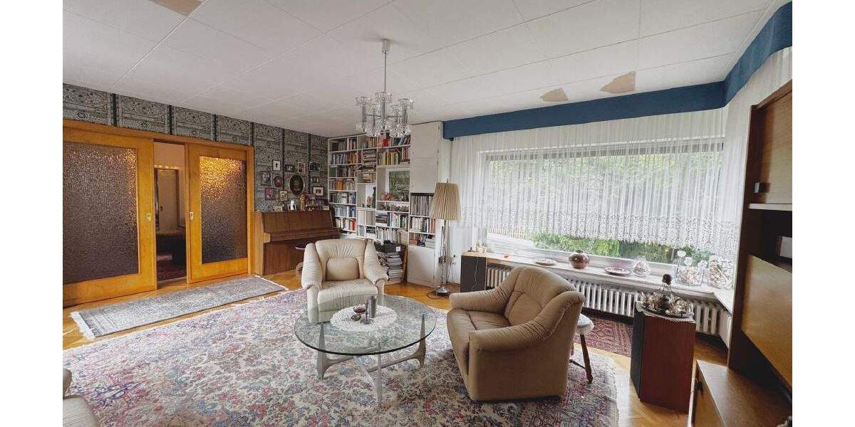 Einfamilienhaus Kassel Oberzwehren - 7 Zimmer, 157 m&sup2;, 310.000&euro; | Angebot:25768989