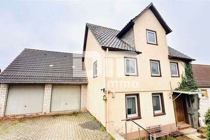 Haus zum Kaufen in Lohfelden 109.000 € 98 m² 6 zimmer