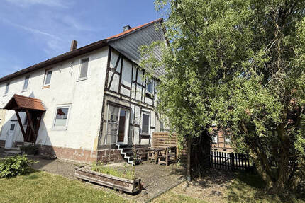 Haus Hofgeismar Schöneberg - 8 Zimmer, 184 m&sup2;, 129.000&euro; | Angebot:25670413