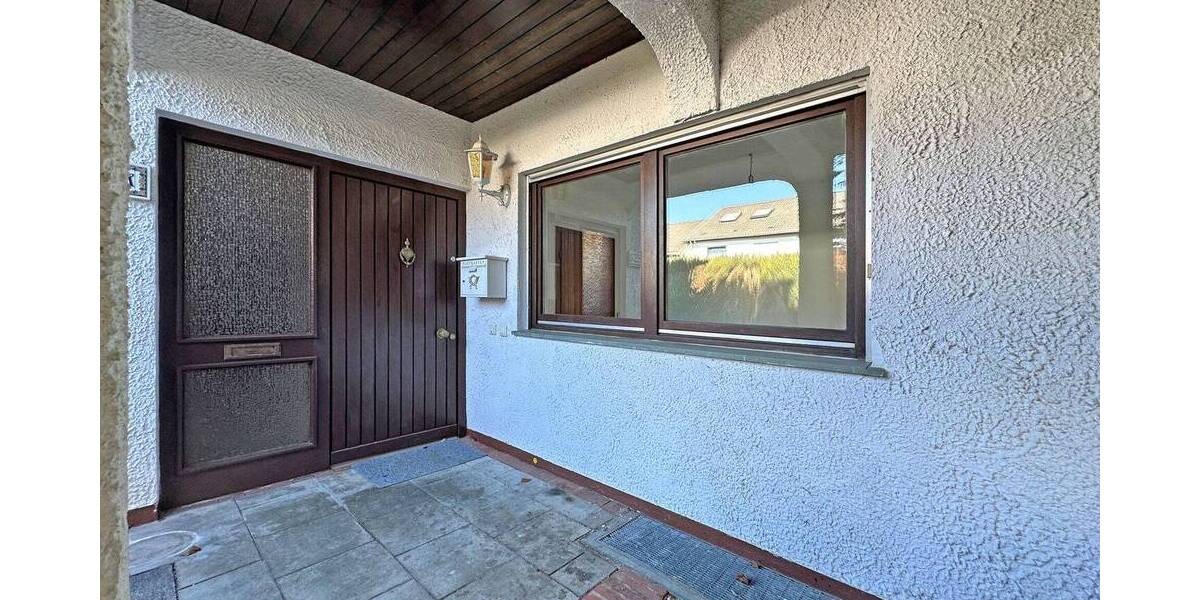 Reihenmittelhaus Kassel / Harleshausen Harleshausen - 4 Zimmer, 133 m&sup2;, 260.000&euro; | Angebot:26128439