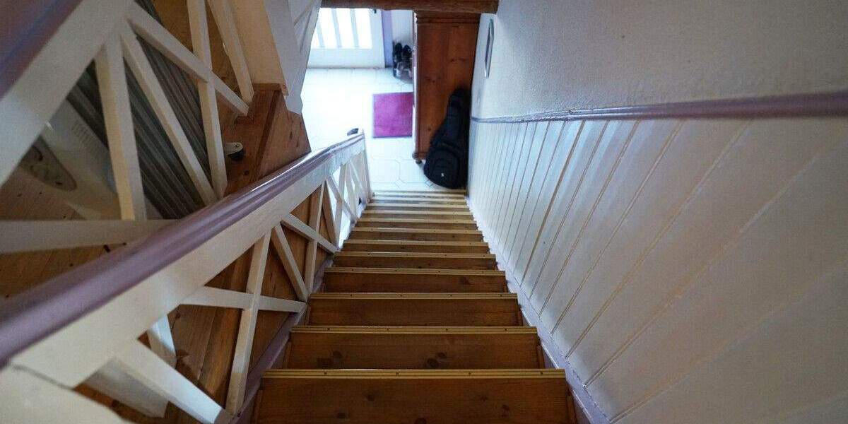 Mehrfamilienhaus, Wohnhaus Baunatal / Kirchbauna Kirchbauna - 7 Zimmer, 154 m&sup2;, 237.000&euro; | Angebot:25727962