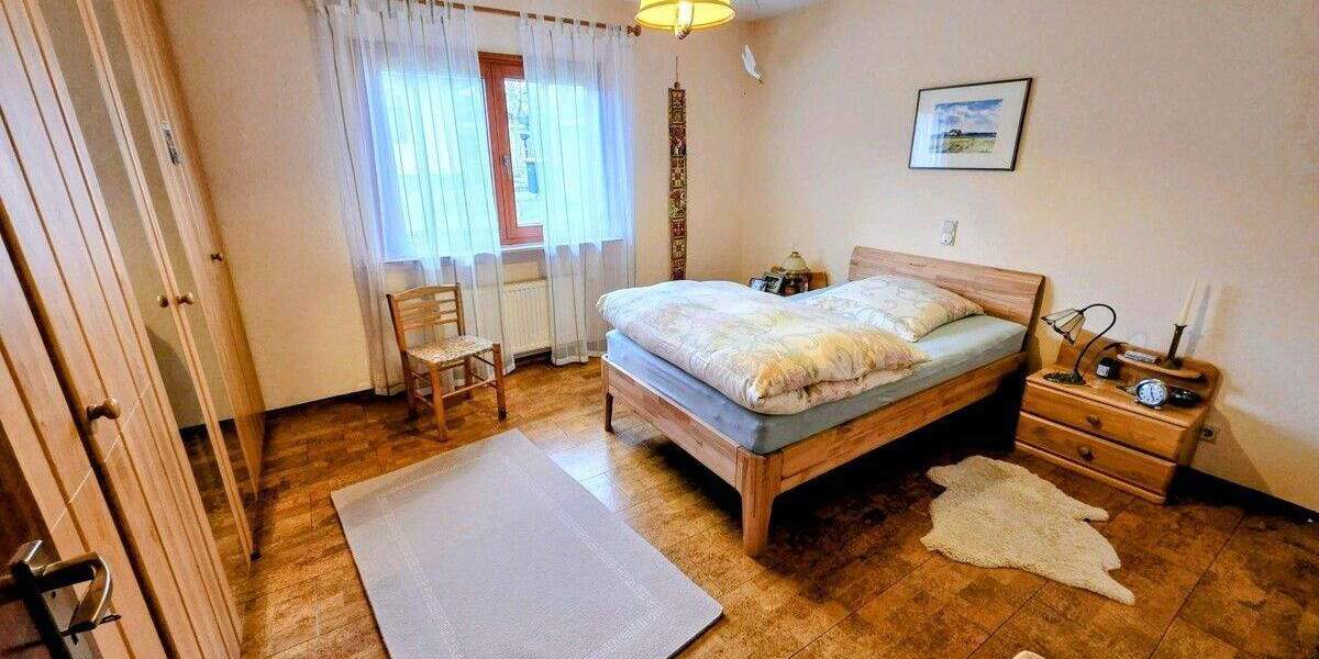 Einfamilienhaus Kassel / Harleshausen Harleshausen - 7 Zimmer, 148 m&sup2;, 549.000&euro; | Angebot:25664617