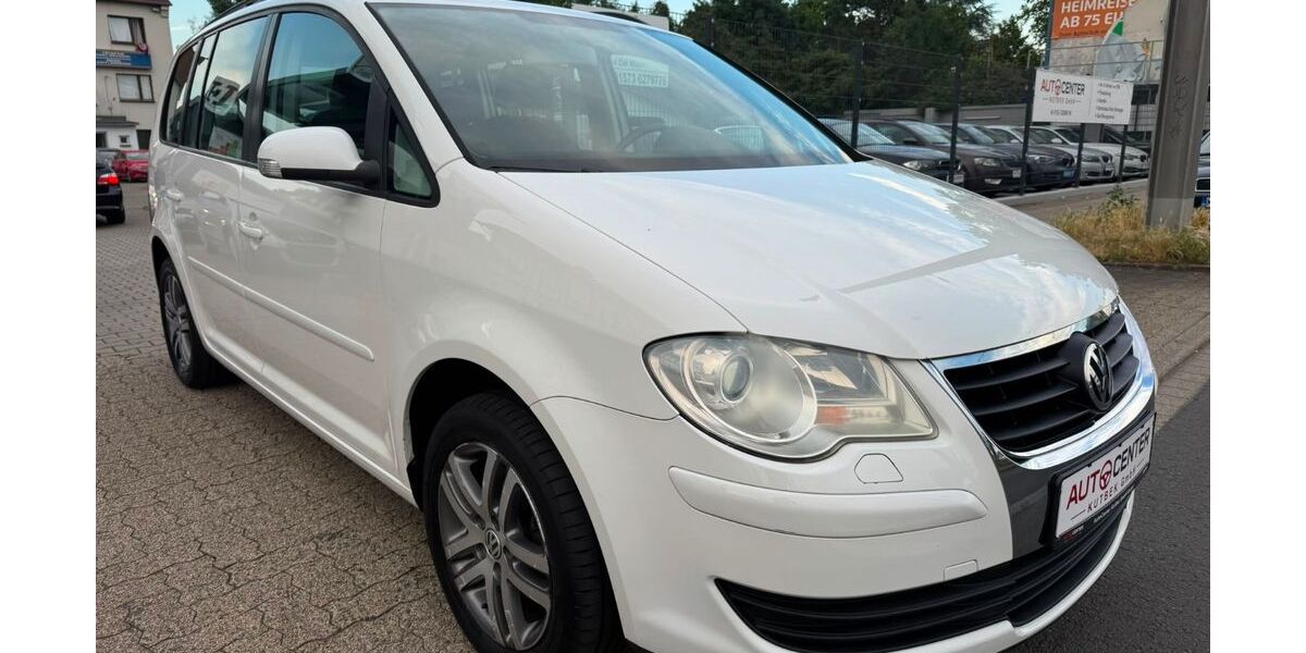 VW Touran 167.742 km 5.999 &euro; Kassel 34123