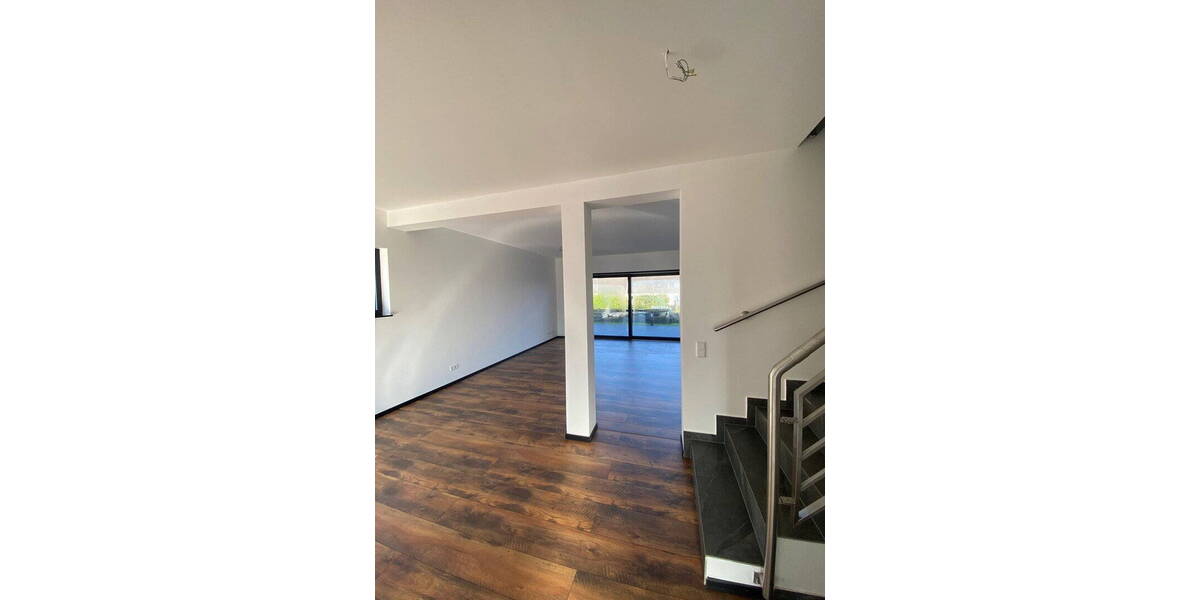 Doppelhaushälfte Kassel Süsterfeld/Helleböhn - 4 Zimmer, 140 m&sup2;, 1.850&euro; | Angebot:26257606