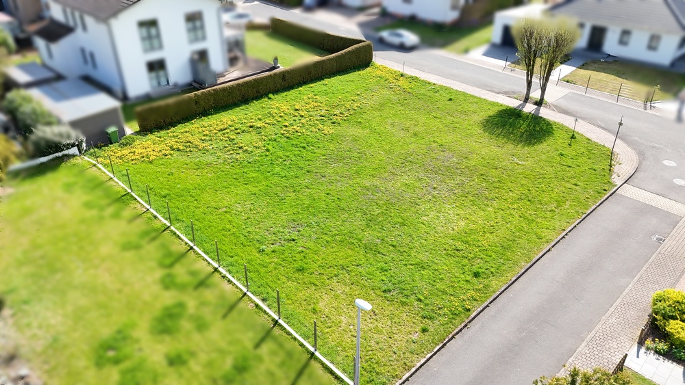 Sonniges Eckgrundstück in Calden-Meimbressen – 652 m² Wohnglück im Grünen - Grundstück Calden Maimbressen | Angebot:26994139