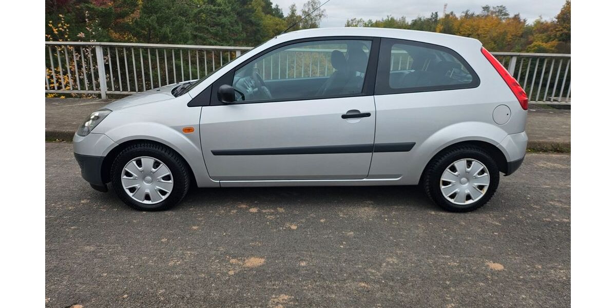 Ford Fiesta 198.500 km 2.499 &euro; Vellmar 34246