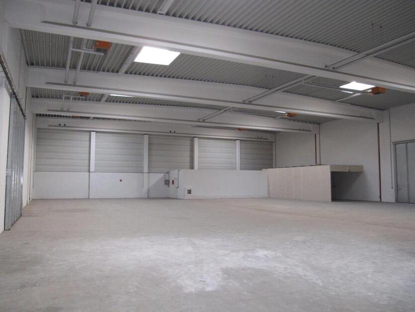 PROVISIONSFREI +++ Hallenfläche 1.002 m² mit Büro 184 m² +++ direkt vom Eigentümer