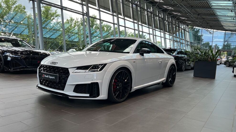 Audi TT 24.750 km 41.990 € Kassel 34132