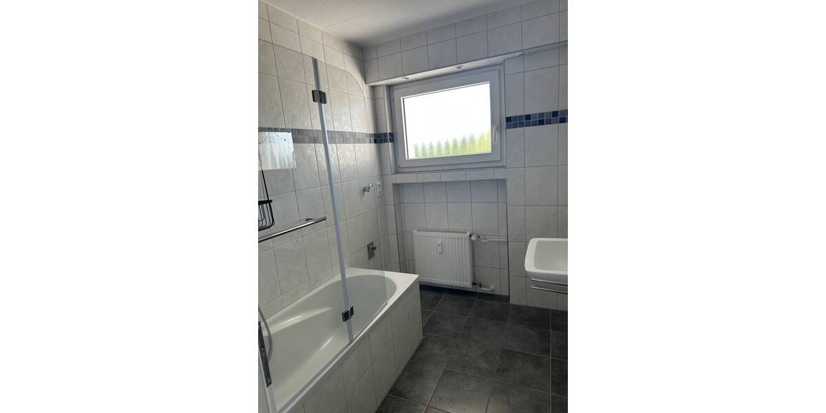 Etagenwohnung Fritzlar - 4 Zimmer, 96 m&sup2;, 735&euro; | Angebot:26741924