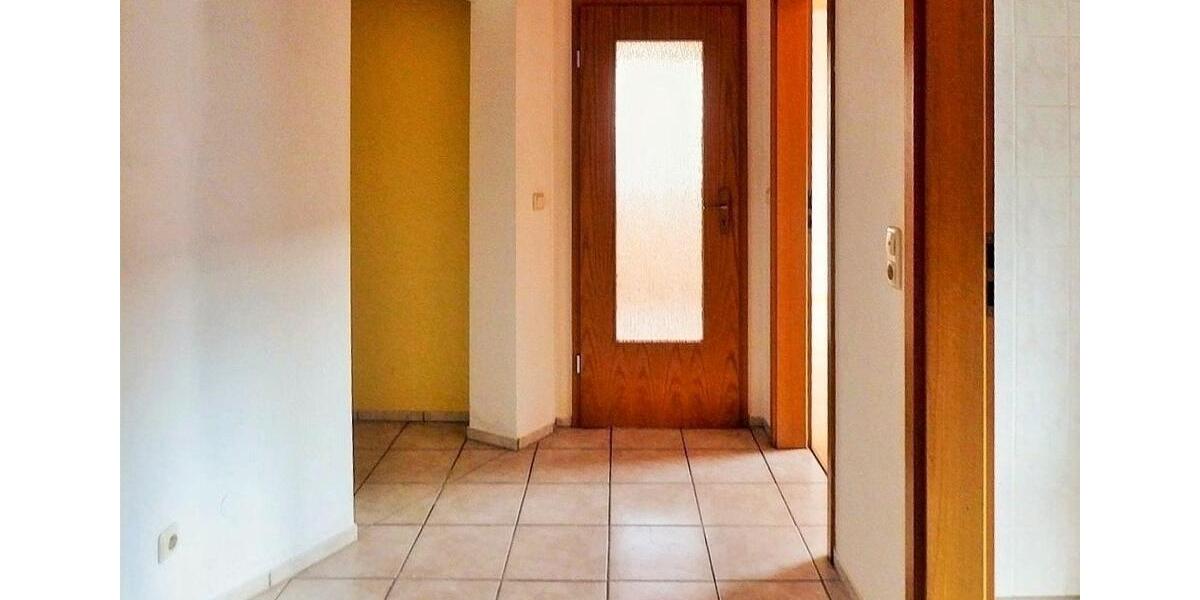 Etagenwohnung Kassel Bettenhausen - 3 Zimmer, 92 m&sup2;, 875&euro; | Angebot:26099753