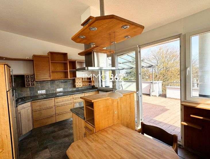 Einfamilienhaus Kassel Harleshausen - 2.5 Zimmer, 146 m&sup2;, 1.650&euro; | Angebot:25929937