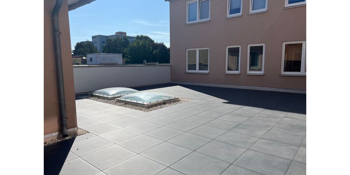 Provisionsfrei* Attraktive Kapitalanlage im Stadtzentrum von Baunatal: 8 Wohn- und 2 Gewerbe-Einheiten + Tiefgarage, Nettomiete -116 TJahr - Mehrfamilienhaus, Wohnhaus Baunatal Altenbauna | Angebot:25995398