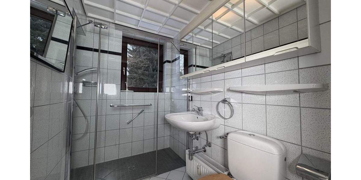 Mehrfamilienhaus, Wohnhaus Kassel Harleshausen - 9 Zimmer, 175 m&sup2;, 549.000&euro; | Angebot:25227527