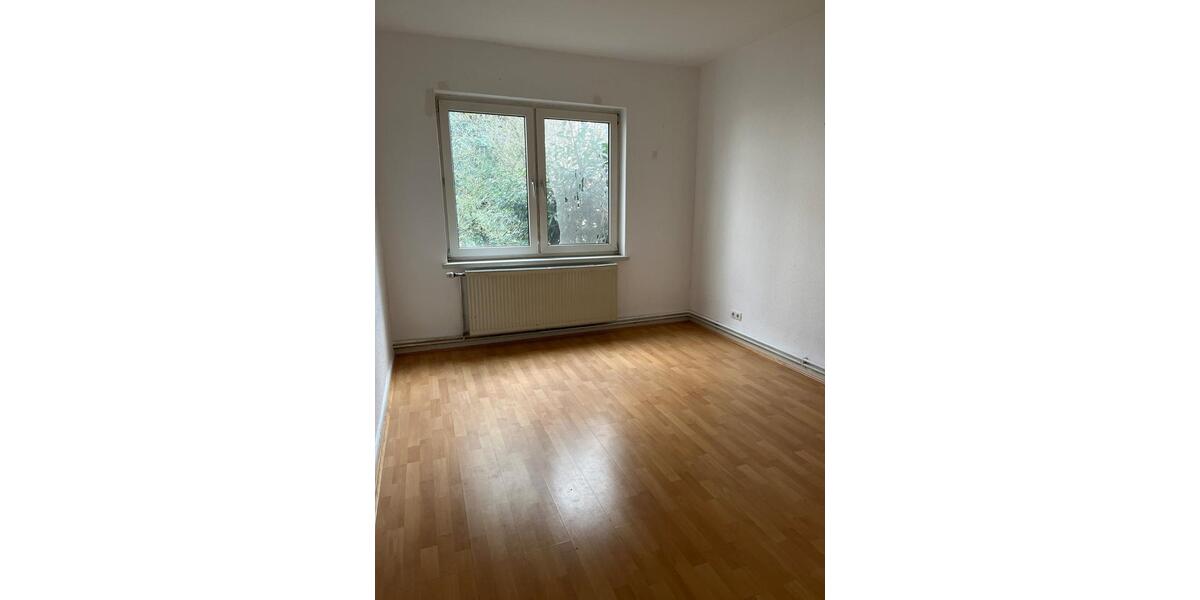 Hochparterre Kassel Südstadt - 3 Zimmer, 75 m&sup2;, 580&euro; | Angebot:25231519