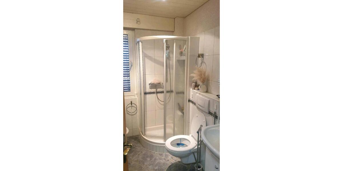 Erdgeschoßwohnung Kaufungen - 2 Zimmer, 72 m&sup2;, 720&euro; | Angebot:26367328