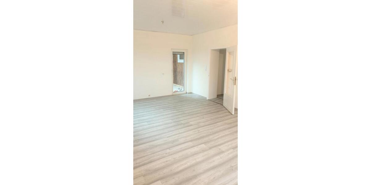 Erdgeschoßwohnung Kassel Harleshausen - 3 Zimmer, 93 m&sup2;, 900&euro; | Angebot:26022156
