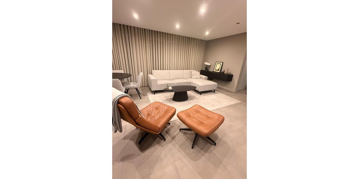 Erdgeschoßwohnung mit Möbel 4 zimmer