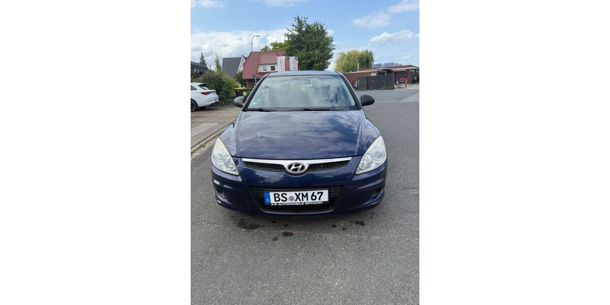 Hyundai i30 174.000 km 2.200 &euro; Baunatal 34225
