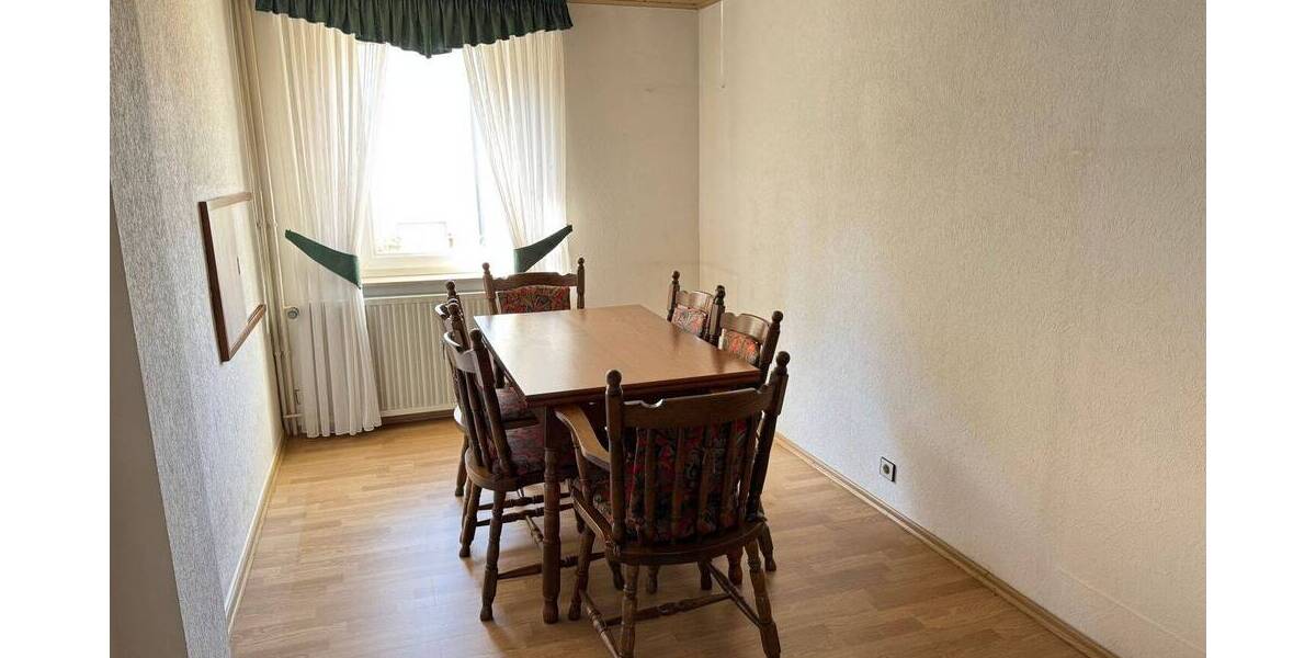 Mehrfamilienhaus, Wohnhaus Niestetal Sandershausen - 7 Zimmer, 203 m&sup2;, 299.000&euro; | Angebot:26450421