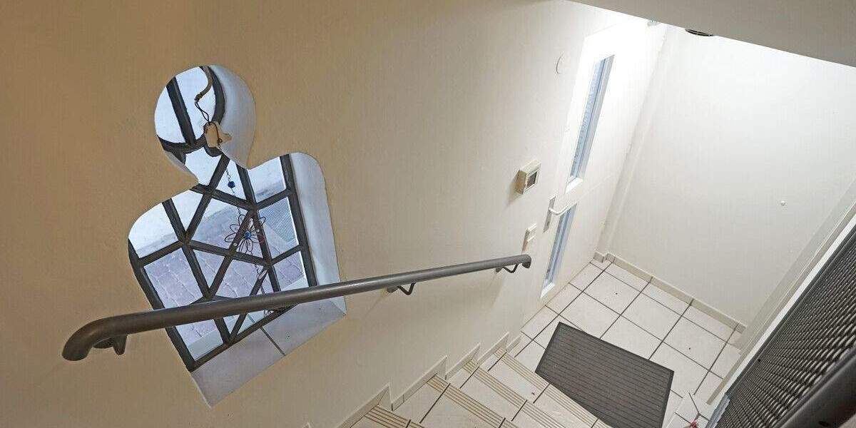 Etagenwohnung Zierenberg - 4 Zimmer, 98 m&sup2;, 139.000&euro; | Angebot:25668396