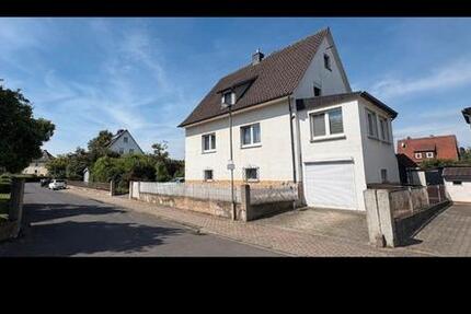 Haus Felsberg - 10 Zimmer, 200 m&sup2;, 300.000&euro; | Angebot:25924723