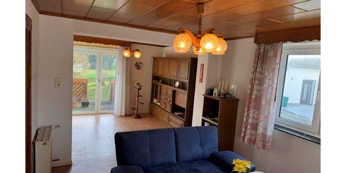 Doppelhaushälfte Niestetal Sandershausen - 6 Zimmer, 121 m&sup2;, 238.000&euro; | Angebot:25373862