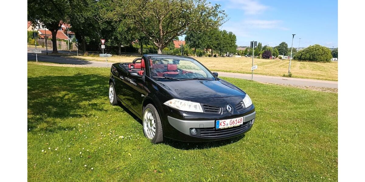 Renault Megane 156.000 km 3.999 &euro; Kassel 34125