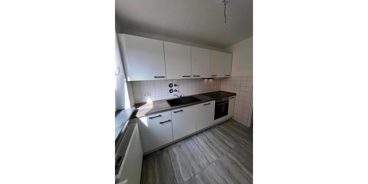 Etagenwohnung Kassel - 2 Zimmer, 70 m&sup2;, 780&euro; | Angebot:26393190