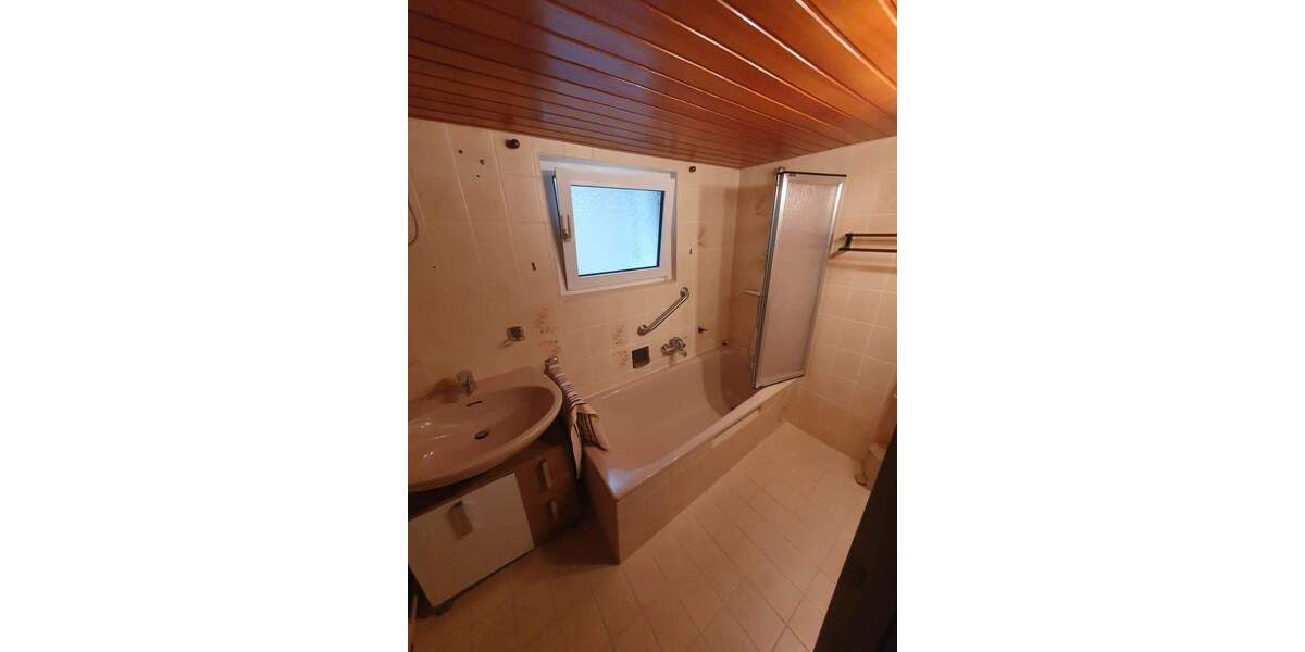 Mehrfamilienhaus, Wohnhaus Kassel Bettenhausen - 3 Zimmer, 70 m&sup2;, 159.000&euro; | Angebot:25815180