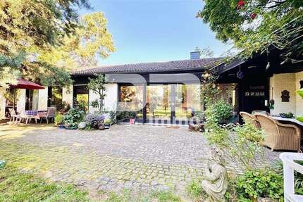 Haus zum Kaufen in Niestetal 449.000 € 145.54 m²
