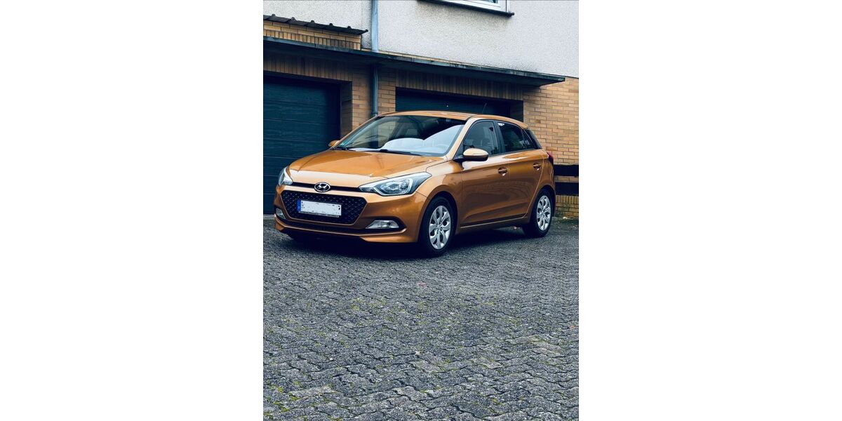 Hyundai i20 86.264 km 6.950 &euro; Fuldatal 34233