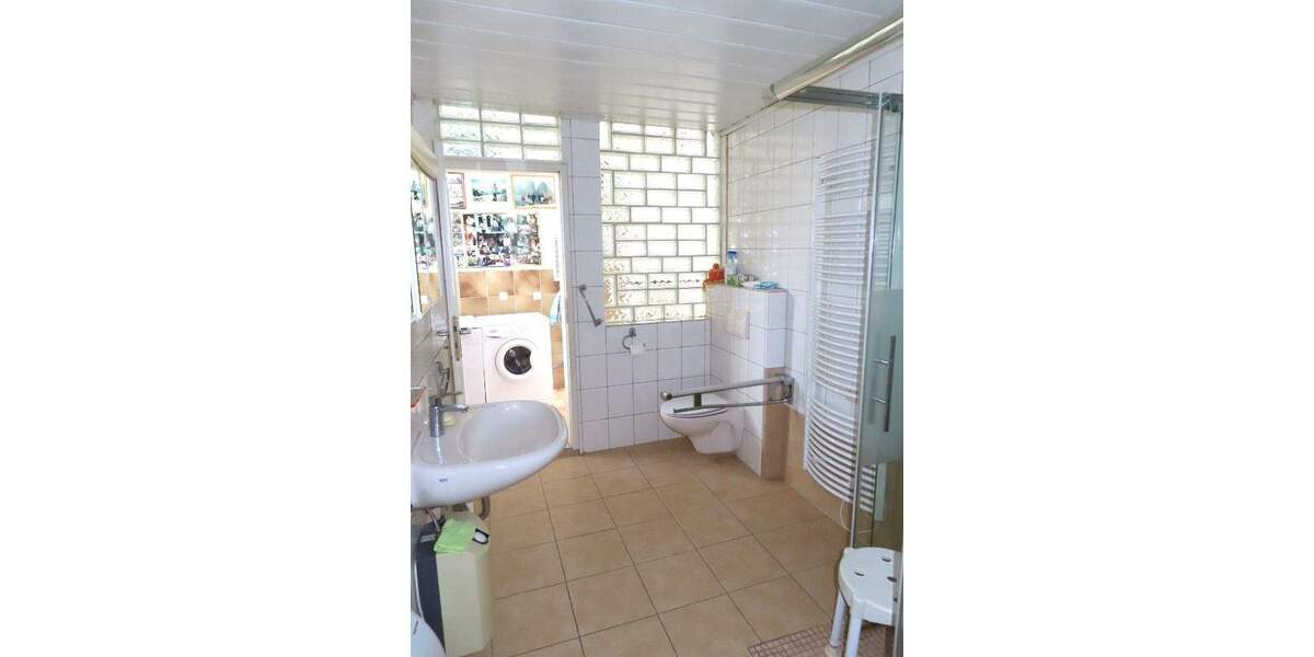 Mehrfamilienhaus, Wohnhaus Nieste - 6 Zimmer, 140 m&sup2;, 115.000&euro; | Angebot:25834715