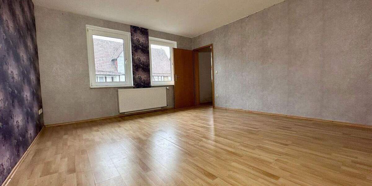 Einfamilienhaus Wolfhagen Istha - 7 Zimmer, 200 m&sup2;, 1.150&euro; | Angebot:25711112
