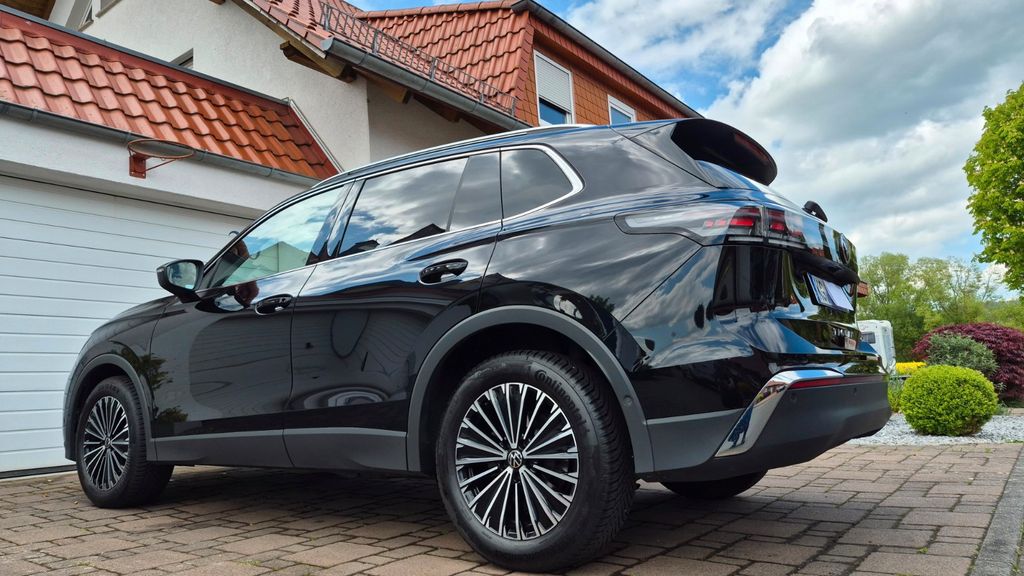 VW Tiguan 16.800 km 37.450 &euro; Baunatal 34225