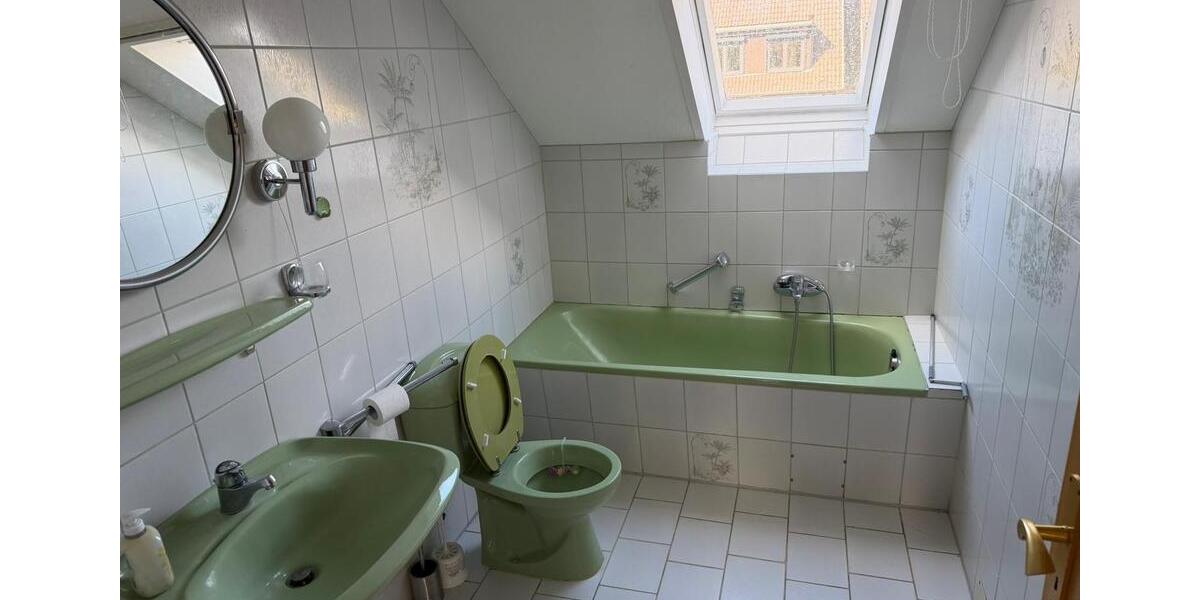 Etagenwohnung Kassel Fasanenhof - 3 Zimmer, 78 m&sup2;, 650&euro; | Angebot:26235599