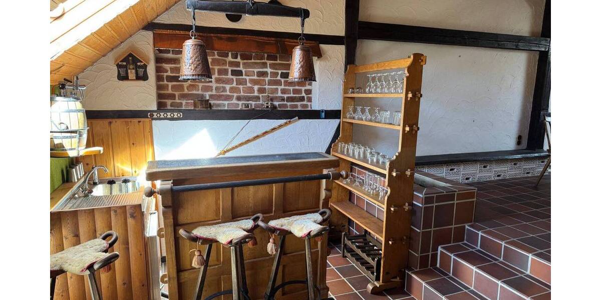 Mehrfamilienhaus, Wohnhaus Niestetal Sandershausen - 7 Zimmer, 203 m&sup2;, 299.000&euro; | Angebot:26450421