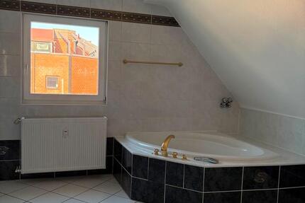 Wohnung Niestetal - 3 Zimmer, 104 m&sup2;, 900&euro; | Angebot:27630604