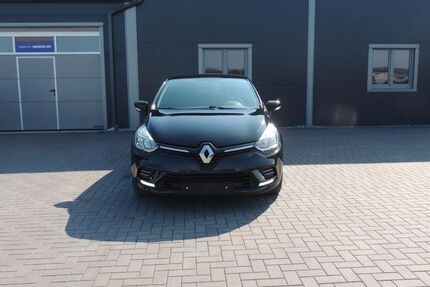 Renault Clio 58.471 km 7.950 &euro; Hofgeismar 34369